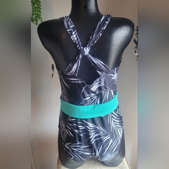 George Plus Black and White Swimsuit with Aqua Sash Sz.18W - Picture 6 of 7